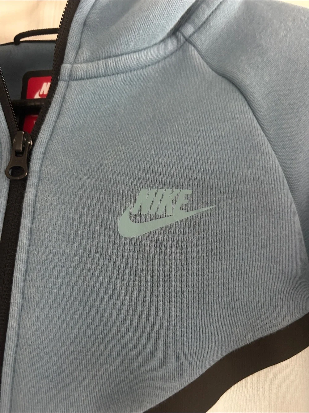 NIKE  TWO-TONE HOODED TECH FLEECE ZIP JACKET SIZE L